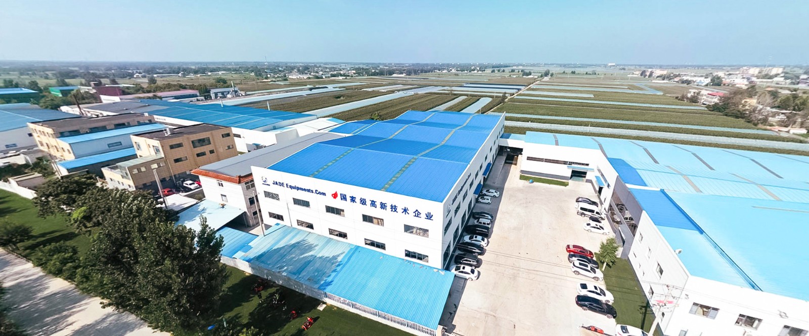 Panorama de l'usine de tondeuse à gazon moderne Kutter Power 18 000㎡, usine de fabrication OEM professionnelle