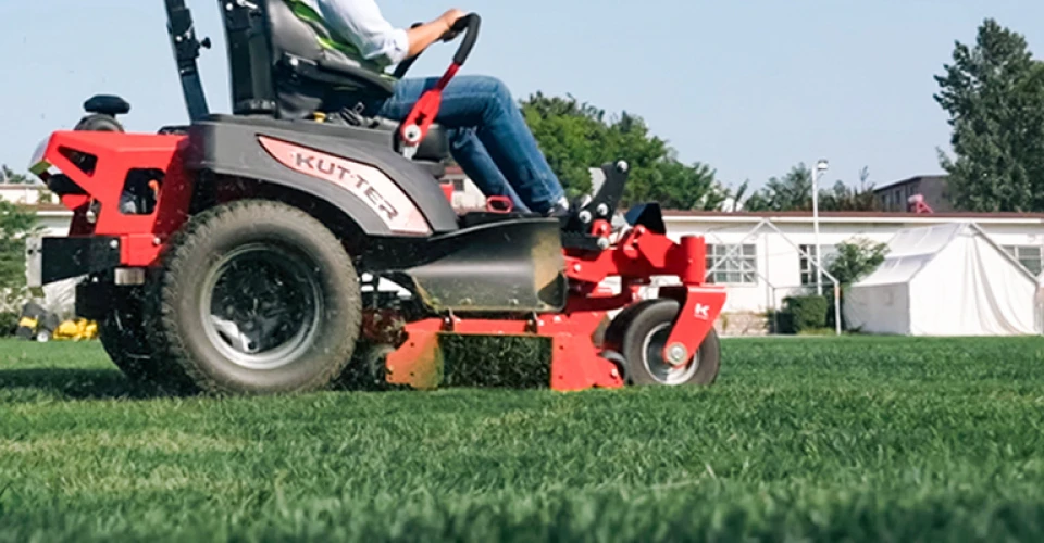 Commercial Zero Turn Mower